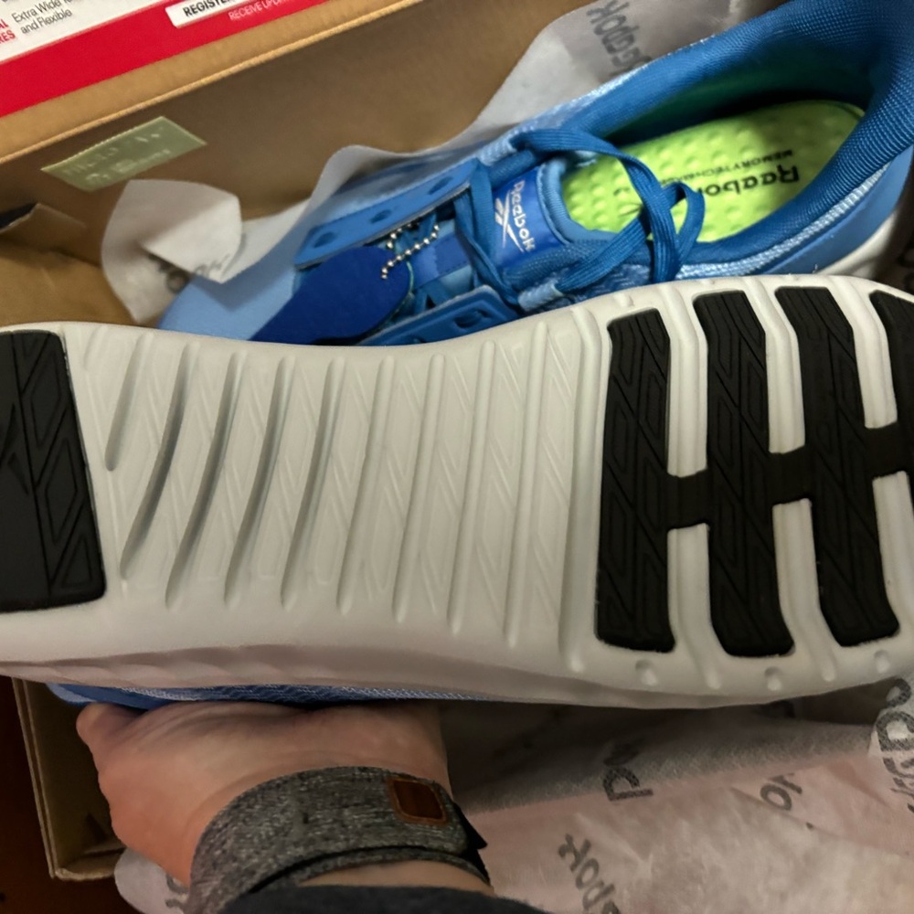 NWT Reebok Work Shoes - Picture 9 of 9